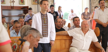 Юрій Дерев'янко на богослужіннях у селі Заріччя