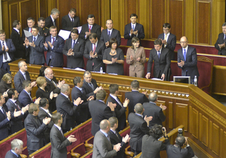 Спроби перезавантажити уряд виглядають як лікування анальгіном хронічної хвороби — Дерев’янко