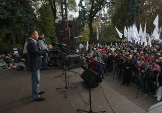 Завдяки людям, які прийшли під ВРУ, перший крок до зняття недоторканності було зроблено — Дерев’янко (ВІДЕО)