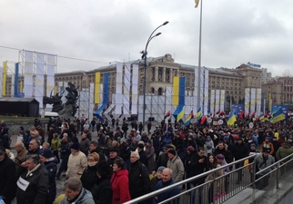 Дерев'янко закликав збирати підписи під петицією за закон про імпічмент (ФОТО, ВІДЕО)