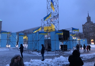Адміністрація Президента намагається провести кримськотатарську акцію на Майдані за спиною у Меджлісу — Дерев'янко
