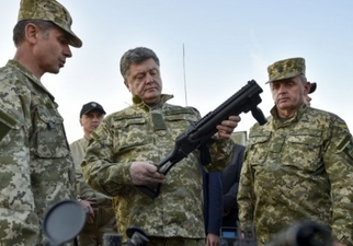 Порошенко зацікавлений, щоб в Україні не було законодавства, яке карає корупціонерів в армії — Дерев’янко (ВІДЕО)