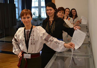 Дерев’янко пропонує забезпечити гарантоване право участі у виборах для трудових мігрантів з України за кордоном