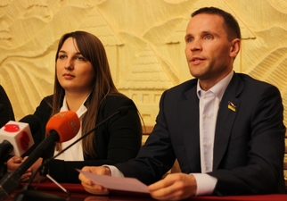 Національний кадровий резерв: хто замінить люстрованих чиновників?